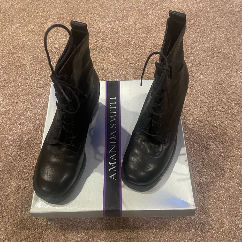 Amanda Smith Classic Black Lace-Up Boots